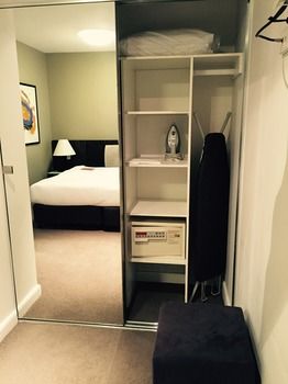 Adina Apartment Hotel Sydney, Harbourside - Holiday Jervis Bay 23