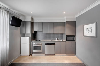 Adina Apartment Hotel Chippendale - Holiday Jervis Bay 14