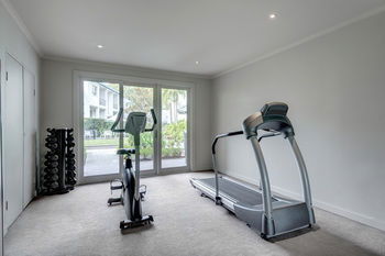 Adina Apartment Hotel Chippendale - Holiday Jervis Bay 24