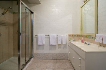 A Camelot Tower & Penthouse - Holiday Jervis Bay 29