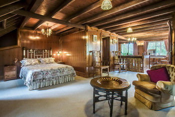 A Camelot Tower & Penthouse - Holiday Jervis Bay 36