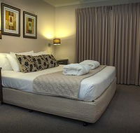 Eltham Gateway Hotel - Holiday Jervis Bay