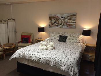 Box Hill Studios At Canterbury Gardens - Holiday Jervis Bay 15