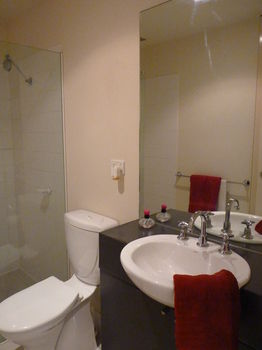 Australian Home Away @ Market Square Melbourne - Holiday Jervis Bay 0