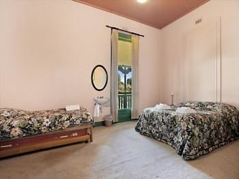 The Victoria & Albert Guesthouse - Holiday Jervis Bay 6