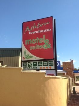 Ashton Townhouse Motel And Suites - Holiday Jervis Bay 2