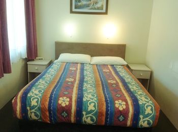 Ashton Townhouse Motel And Suites - Holiday Jervis Bay 3