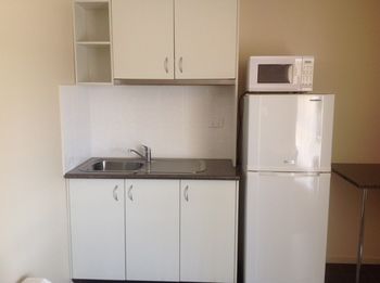 Ashton Townhouse Motel And Suites - Holiday Jervis Bay 9