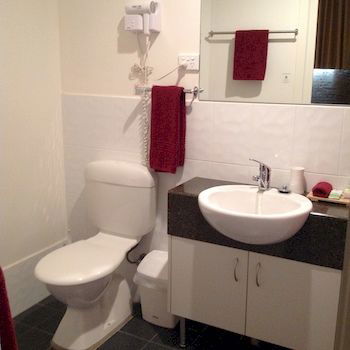 Ashton Townhouse Motel And Suites - Holiday Jervis Bay 10