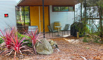Valley Farm Vineyard Cottages - Holiday Jervis Bay 13