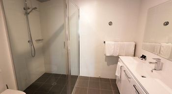 CH On Peel Boutique Hotel - Holiday Jervis Bay 1