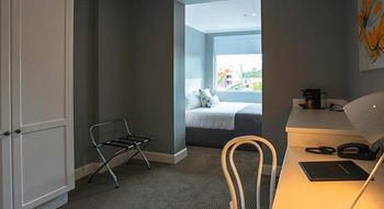 CH On Peel Boutique Hotel - Holiday Jervis Bay 12