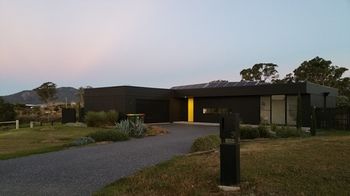 Zebula Gloucester - Holiday Jervis Bay 1