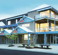 The Island Accommodation - Phillip Island YHA - Holiday Jervis Bay