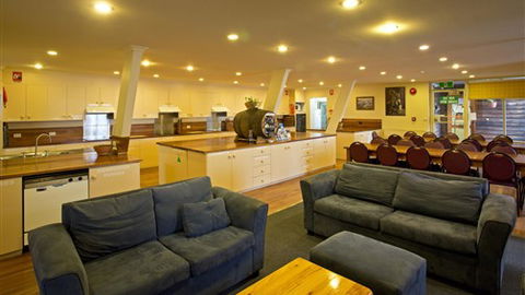 Alpha Ski Lodge - Holiday Jervis Bay 0