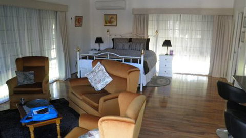 Waldara Cottage - Holiday Jervis Bay 2