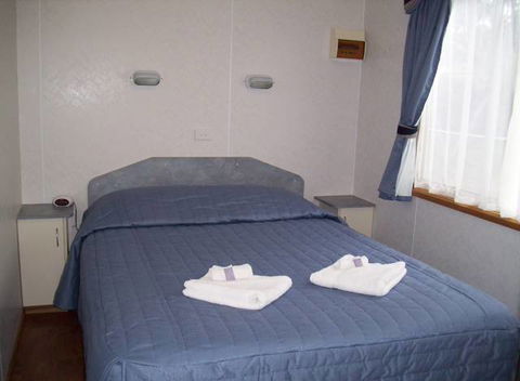 Adare Caravan Park & Holiday Units - Holiday Jervis Bay 0