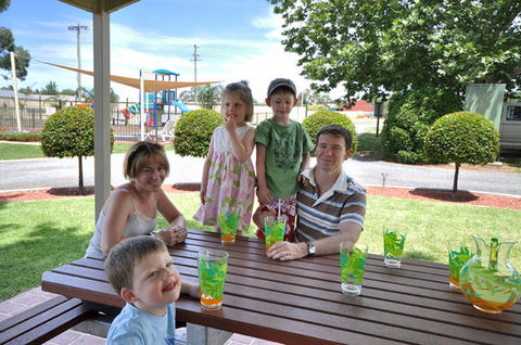 Albury All Seasons Tourist Park - Holiday Jervis Bay 2