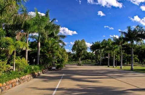 Aussie Outback Oasis Cabin & Van Village - Holiday Jervis Bay 2