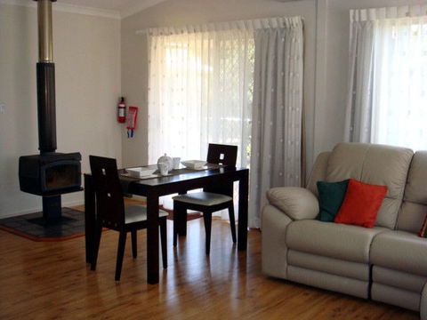 Camelot Boutique Accommodation - Holiday Jervis Bay 1