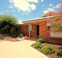 Colonial Court Villas Serviced Apartments - Holiday Jervis Bay