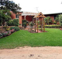 Mulanah Gardens BB Cottages/Wedding Venue - Holiday Jervis Bay