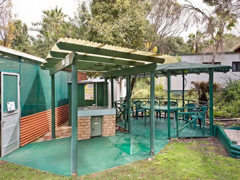 Acclaim Pine Grove Holiday Park - Holiday Jervis Bay 6