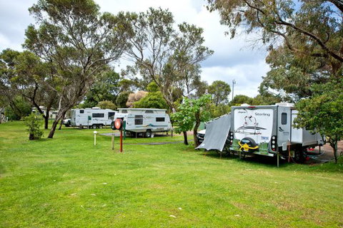 Acclaim Pine Grove Holiday Park - Holiday Jervis Bay 11
