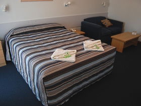 BEST WESTERN Bass And Flinders Motor Inn - Holiday Jervis Bay 0