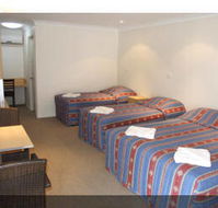 Tenterfield Tavern  Motor Inn - Holiday Jervis Bay