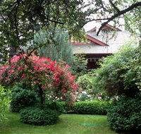 Allan Court Gardens Accommodation - Holiday Jervis Bay