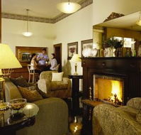 Royal Exchange Hotel - Holiday Jervis Bay