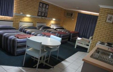 Tallarook Motor Inn - Holiday Jervis Bay 2