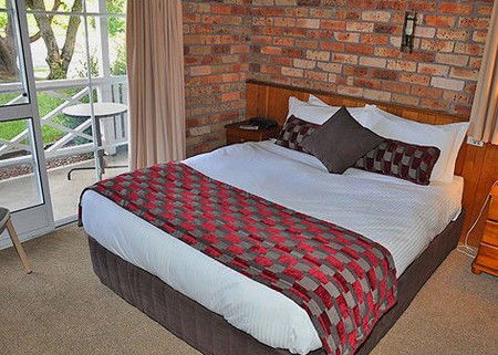 Log Cabin - Holiday Jervis Bay 1