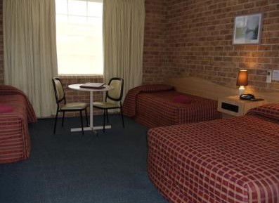 Town And Country Motor Inn Tamworth - Holiday Jervis Bay 2