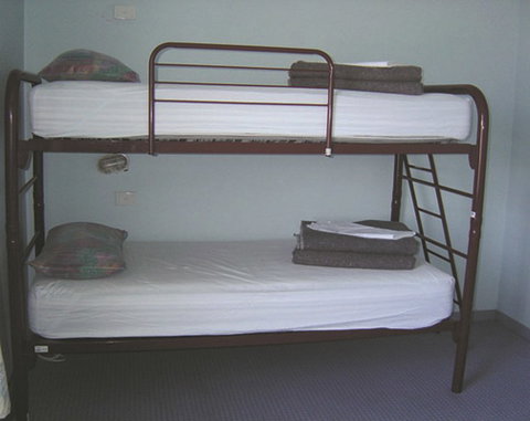 Albury-Wodonga YHA - Holiday Jervis Bay 7