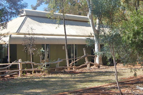 Ayers Rock - Outback Pioneer Lodge - Holiday Jervis Bay 2