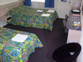 Bundaberg Coral Villa Motel A Golden Chain Motor Inn - Holiday Jervis Bay 2