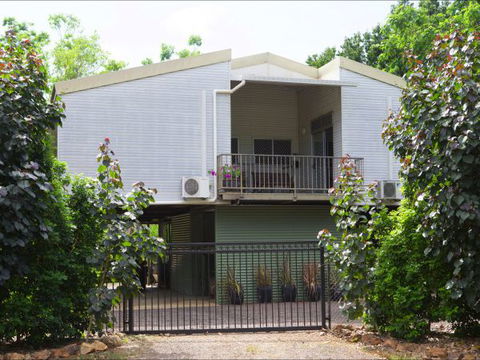 Litchfield Tropical Retreat - Holiday Jervis Bay 1