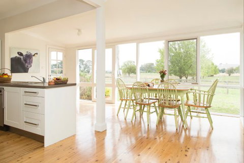 Ashgrove House: Farm Club Australia - Holiday Jervis Bay 1