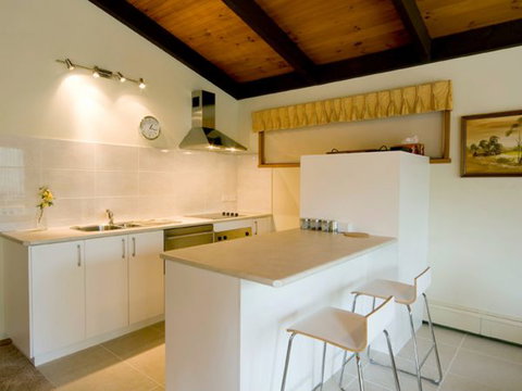 Chisholm Heights CBD Accommodation - Holiday Jervis Bay 2