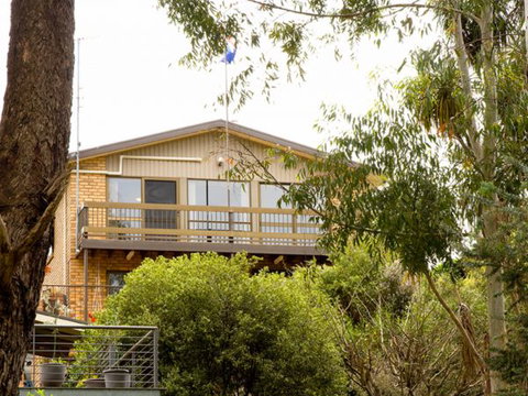 Chisholm Heights CBD Accommodation - Holiday Jervis Bay 4