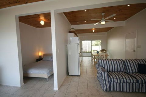 LJ Hooker Goolwa Holiday Rentals - 42 Underwood Avenue, Goolwa Beach - Holiday Jervis Bay 7