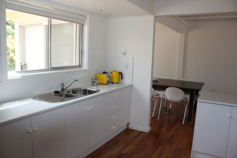 LJ Hooker Goolwa Holiday Rentals - 42 Underwood Avenue, Goolwa Beach - Holiday Jervis Bay 13