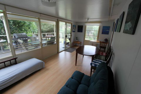 LJ Hooker Goolwa Holiday Rentals - 42 Underwood Avenue, Goolwa Beach - Holiday Jervis Bay 30