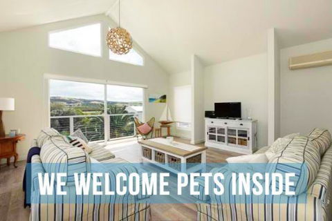 PetLet 14: 24 Seagull Avenue At Hayborough - Holiday Jervis Bay 0