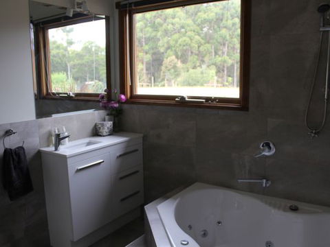 Eagle's Roost Farmstay B&B - Holiday Jervis Bay 2