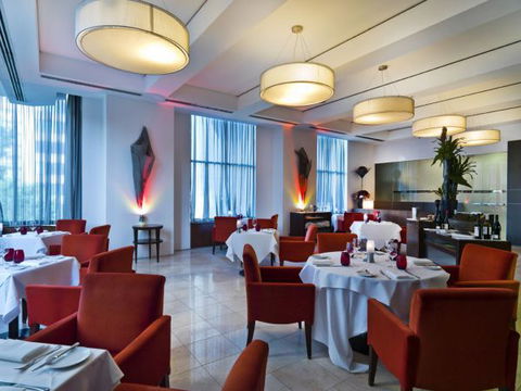 Amora Hotel Jamison Sydney - Holiday Jervis Bay 5