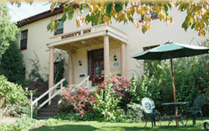 Bonney's Inn - Holiday Jervis Bay