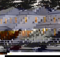 Oscars Waterfront Boutique Hotel - Holiday Jervis Bay